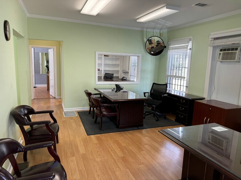 More Photos Of 4329 North Blvd, Baton Rouge Office For Sale