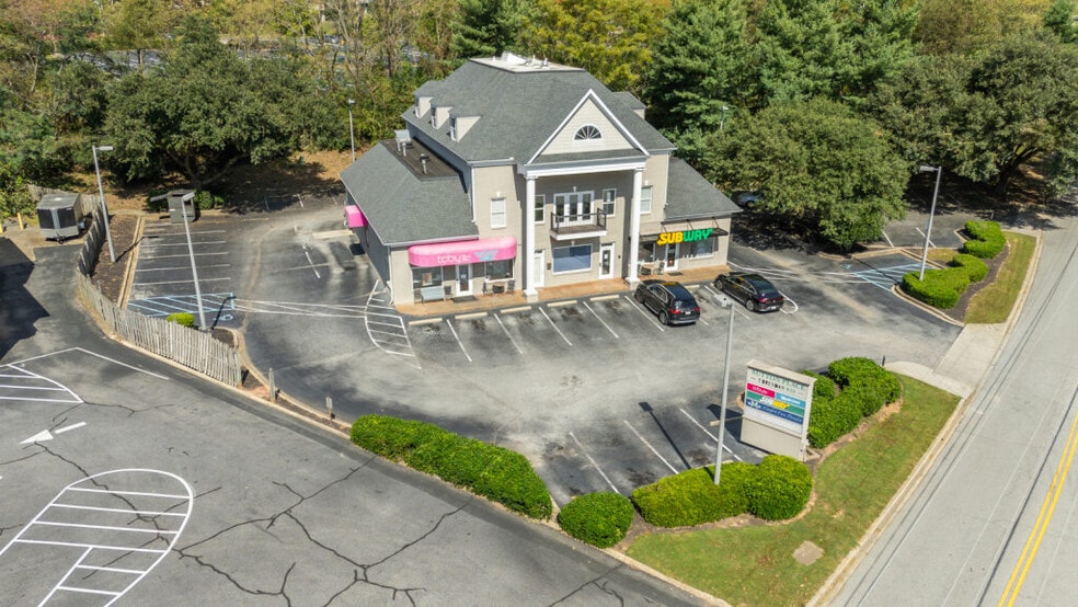 Primary Photo Of 7 Brendan Way, Greenville Storefront Retail Office For Lease