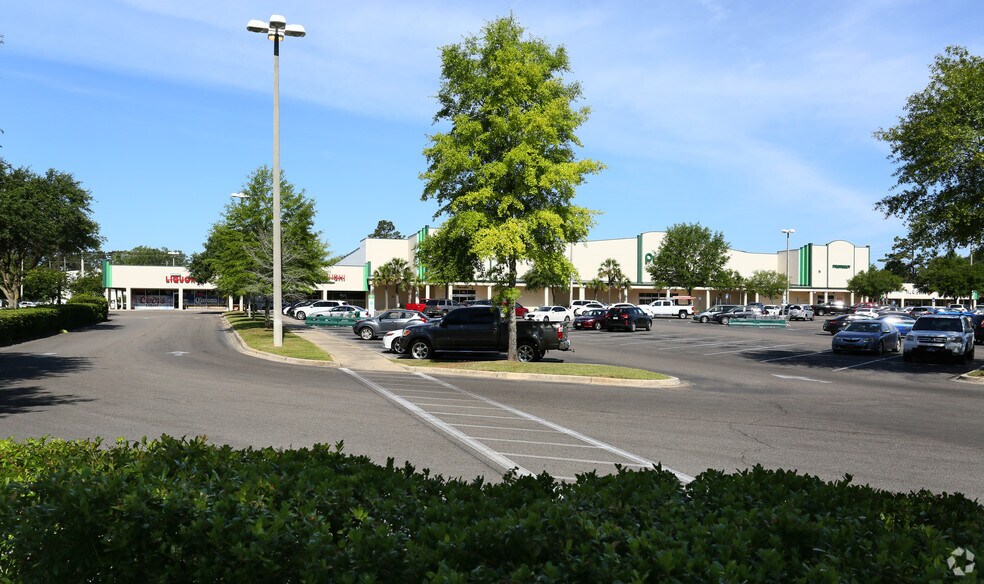 More Photos Of 1700 N Monroe St, Tallahassee Unknown For Lease