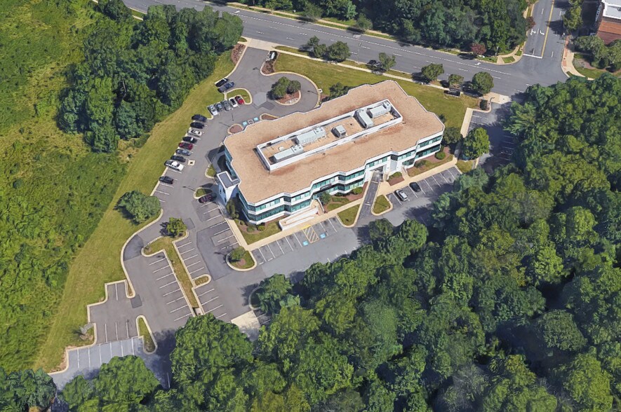 More Photos Of 9315 Largo Dr W, Upper Marlboro Office For Lease