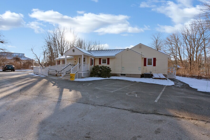 More Photos Of 6 Hampton Rd, Exeter Medical For Sale