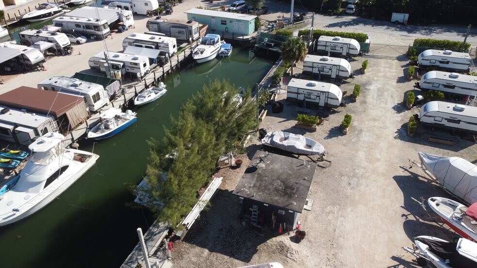 More Photos Of 199 Morris Ave, Key Largo Marina For Sale