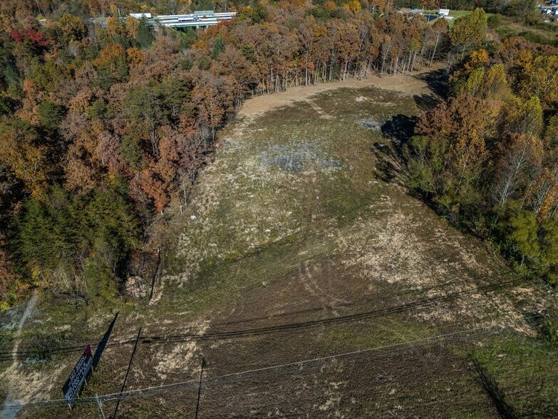 More Photos Of N Main Street, Crossville Land For Sale