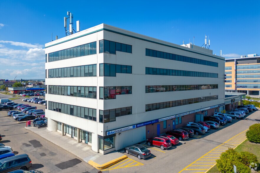 More Photos Of 2675 36th St NE, Calgary Medical For Lease