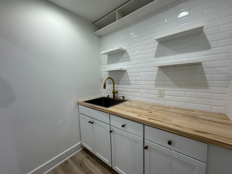 More Photos Of 644 Antone St NW, Atlanta Loft Creative Space For Lease