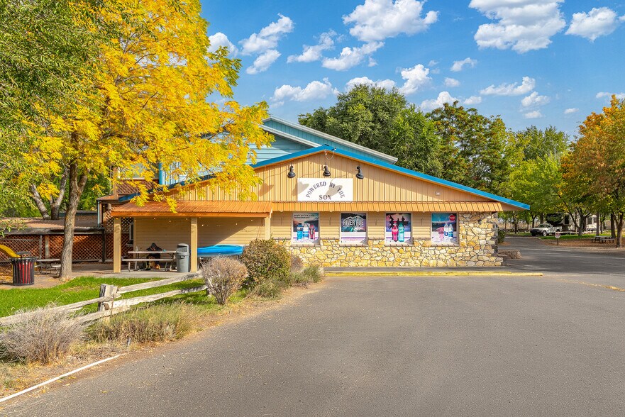 More Photos Of 44892 State Route 21 N, Wilbur Trailer Camper Park For Sale