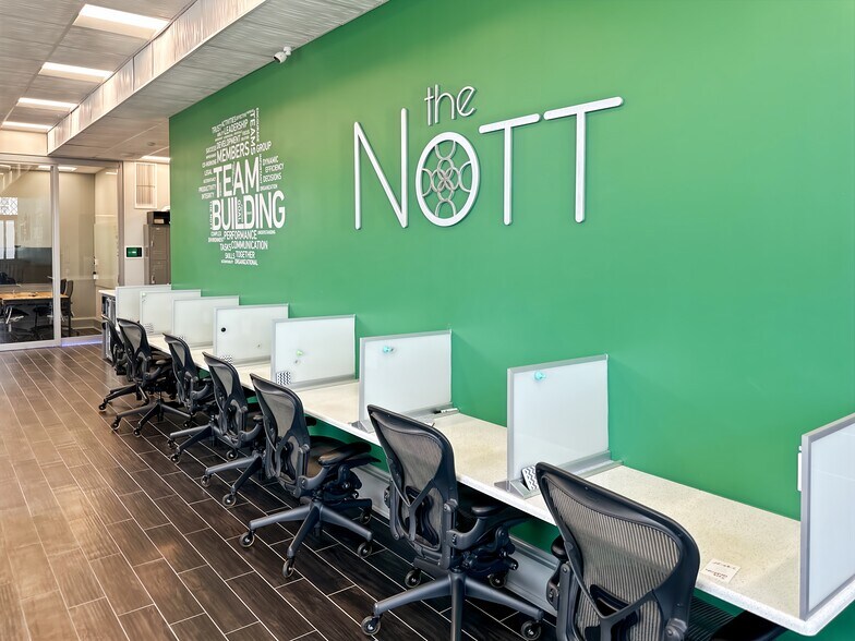 More Photos Of 15324 Mack Ave, Grosse Pointe Park Coworking Space