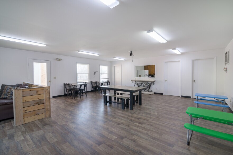 More Photos Of 402 Worth St, Mount Airy Religious Facility For Sale