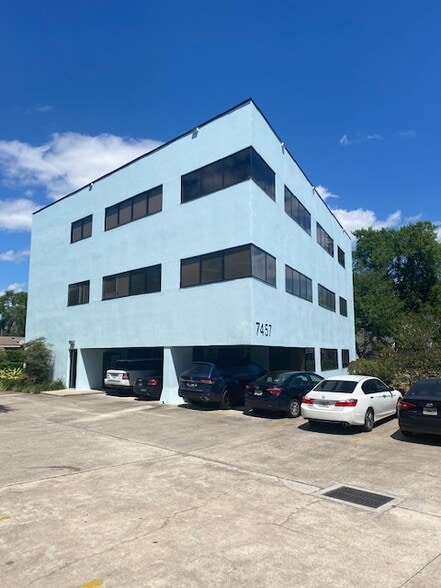 Primary Photo Of 7457 Aloma Ave, Winter Park Office For Lease