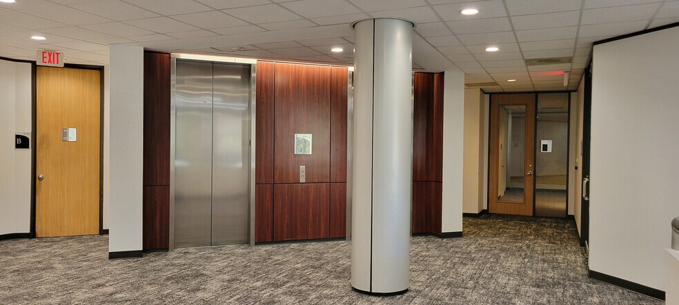 More Photos Of 1811 Bering Dr, Houston Office For Lease