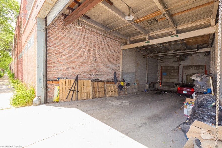More Photos Of 4230 W Drummond Pl, Chicago Manufacturing For Sale