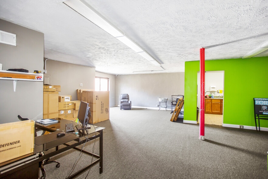 More Photos Of 214 Hay St, Fayetteville Storefront Retail Office For Lease