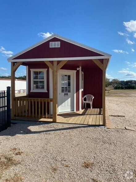 More Photos Of 603 US-281 Hwy, Johnson City Office For Lease