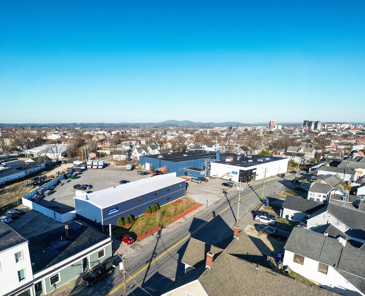 More Photos Of 305 Massabesic St, Manchester Manufacturing For Sale