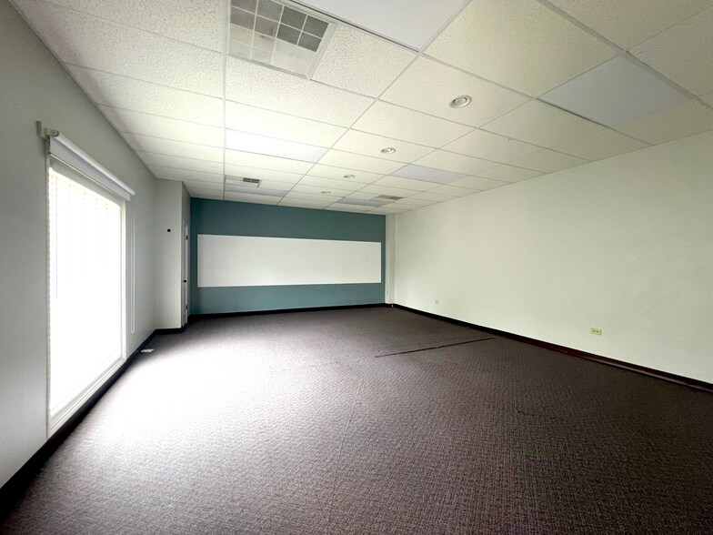 More Photos Of 633 E Vine St, Murfreesboro Industrial For Sale