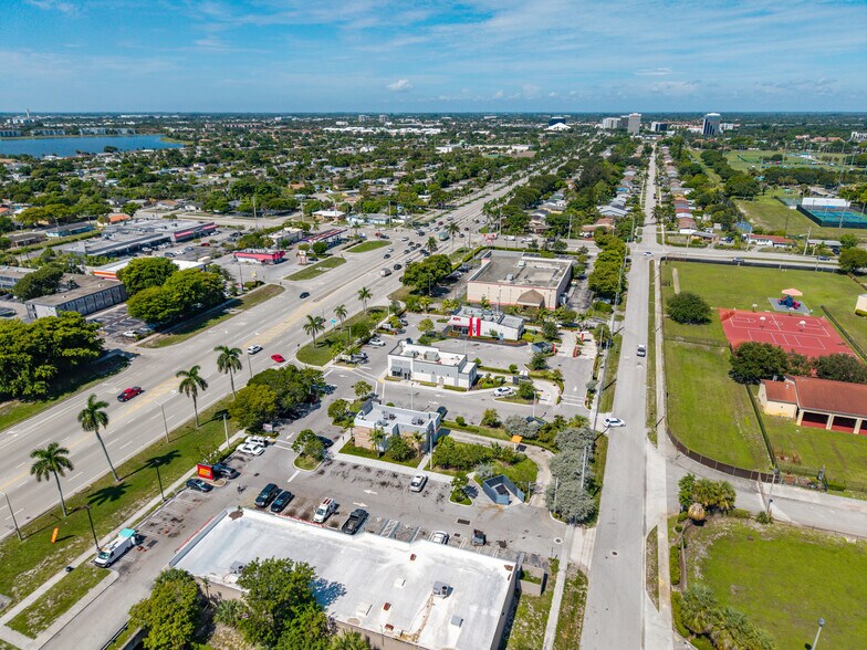 More Photos Of 1225 Palm Beach Lakes Blvd, West Palm Beach Fast Food For Sale