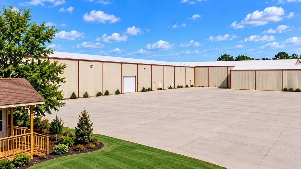 More Photos Of 5995 Highway 146, Dayton Warehouse For Lease