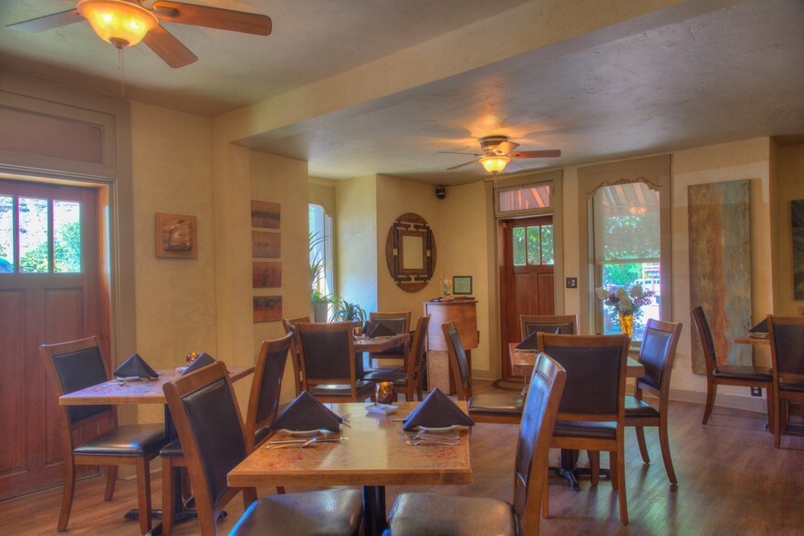 More Photos Of 218 N 100 W, Moab Restaurant For Sale