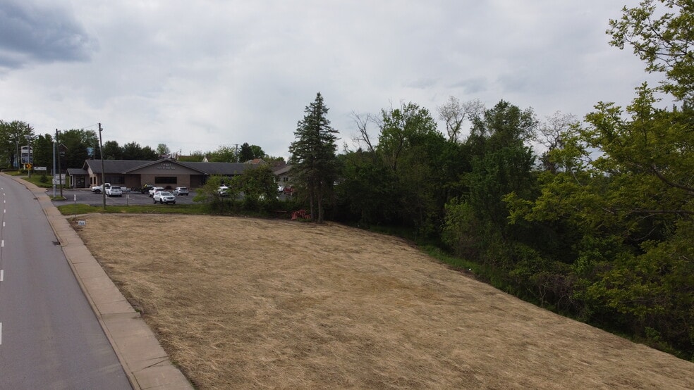 More Photos Of 2225-2235 Sunset Blvd, Steubenville Land For Sale