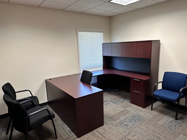 More Photos Of , Jacksonville Office For Sale