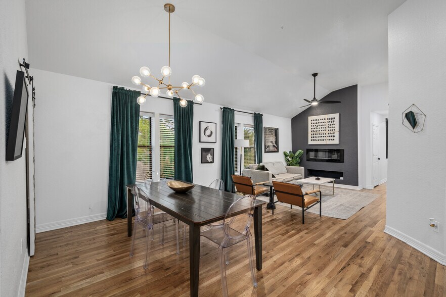 More Photos Of 3404 Rosedale St, Houston Multifamily For Sale