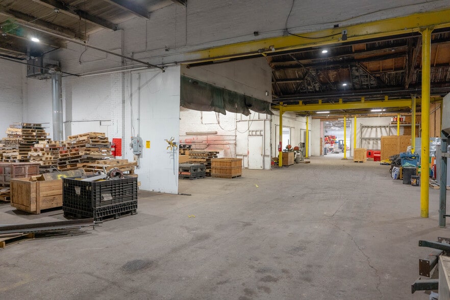 More Photos Of 2424 Columbus Rd, Springfield Warehouse For Sale