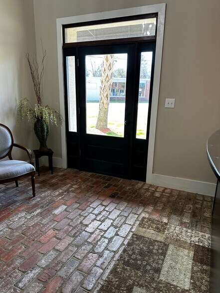 More Photos Of 1 Cantey, Summerton Office For Sale