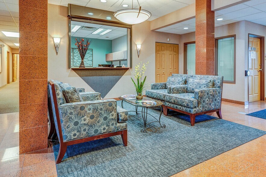 More Photos Of 1500 McAndrews Rd W, Burnsville Office For Lease