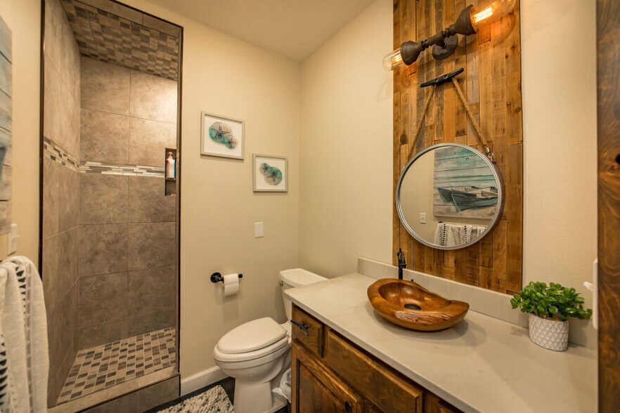More Photos Of 7910 Edgemont Rd, Greers Ferry Apartments For Sale