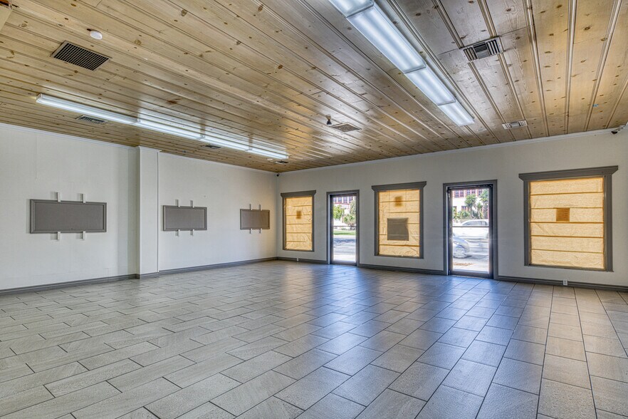 More Photos Of 729 S Main St, Salinas Office For Sale