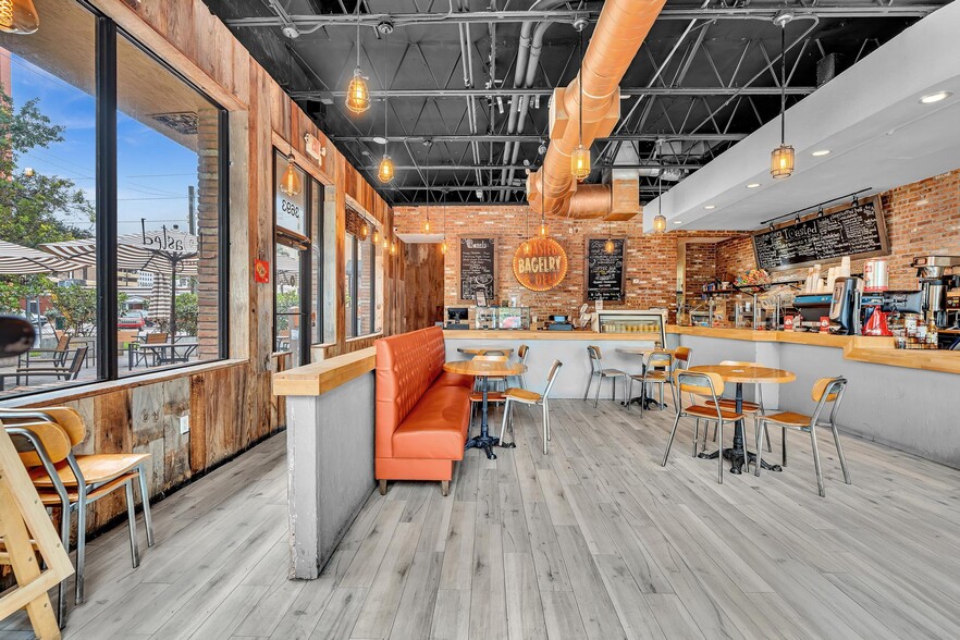 More Photos Of 3693 SW 22nd Ter, Miami General Retail For Lease