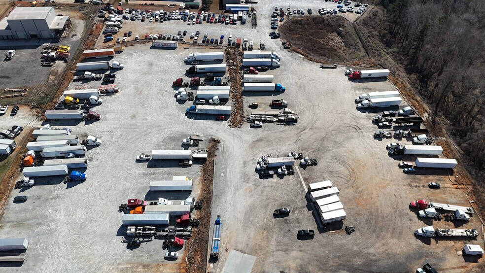 More Photos Of 155 Liberty Rd, Villa Rica Warehouse For Lease
