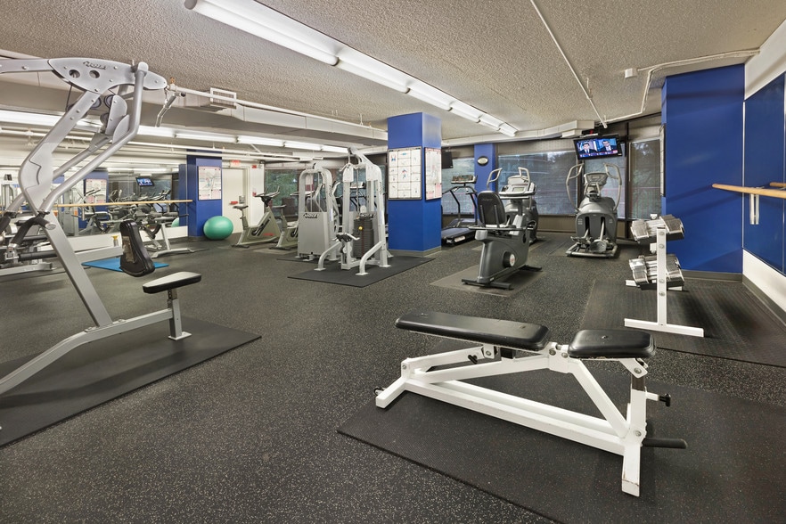 More Photos Of 11300 Rockville Pike, North Bethesda Office For Lease