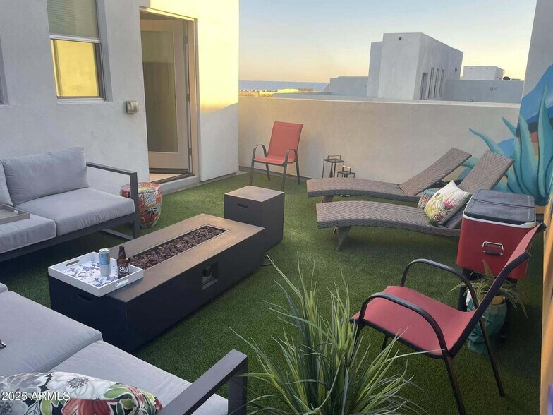 More Photos Of 16580 N 92nd St, Scottsdale Office Residential For Sale