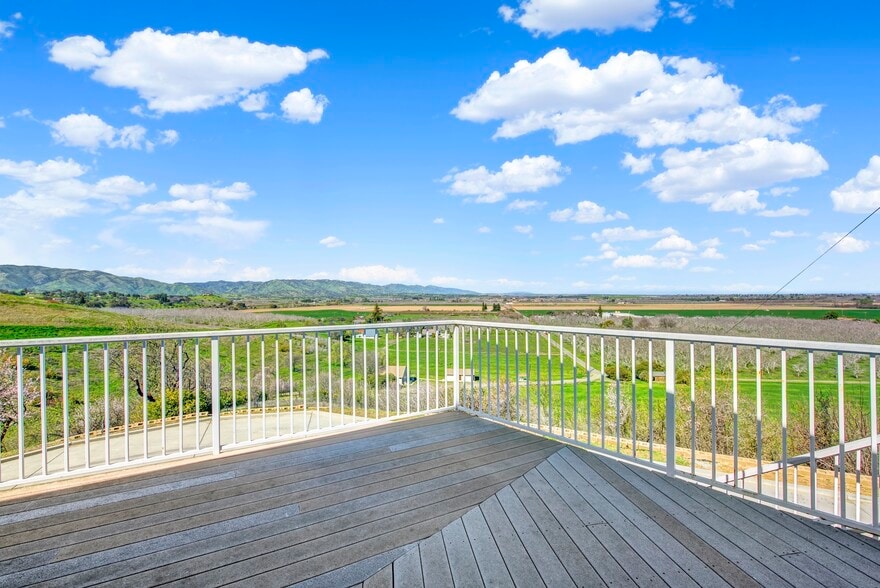 More Photos Of 8560 Holmes Ln, Winters Specialty For Sale