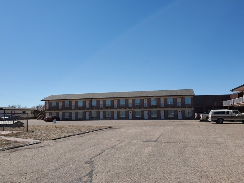 More Photos Of 15225 US-385, Julesburg Hotel For Sale