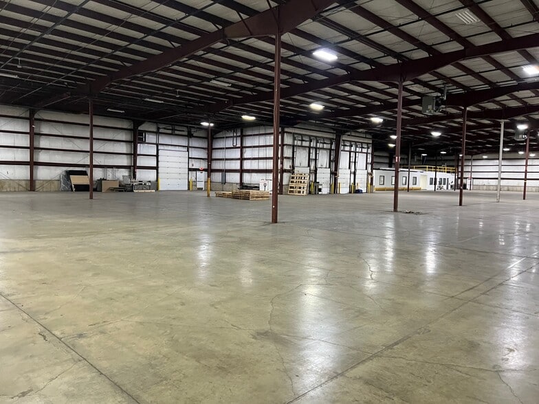 More Photos Of 2851 Prairie St SW, Grandville Manufacturing For Lease