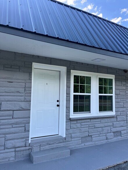 Primary Photo Of 697 Rhea County Hwy, Dayton Loft Creative Space For Lease