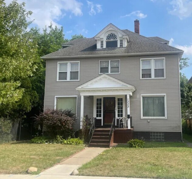 Primary Photo Of 1333 Seward St, Detroit Specialty For Sale