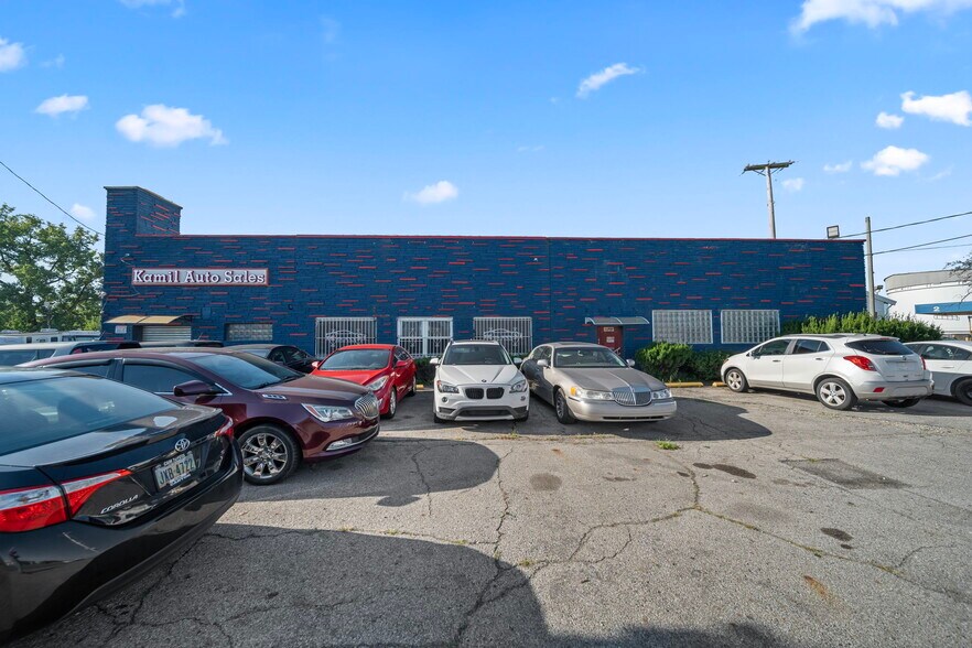 More Photos Of 3479-3481 W Broad St, Columbus Freestanding For Sale