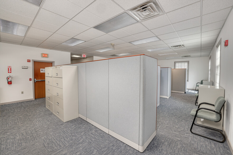 More Photos Of 3900 Mechanicsville Rd, Doylestown Medical For Sale