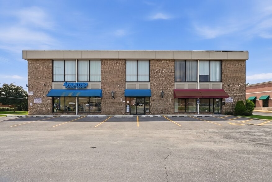 More Photos Of 6502-6504 W Joliet Rd, Countryside Office For Sale
