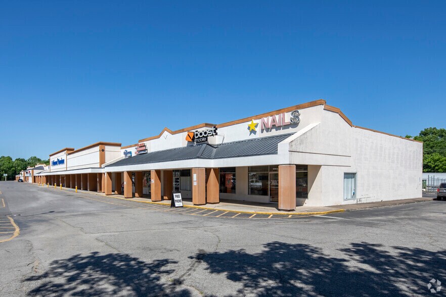 More Photos Of 9060-9098 Parkway E, Birmingham Unknown For Lease