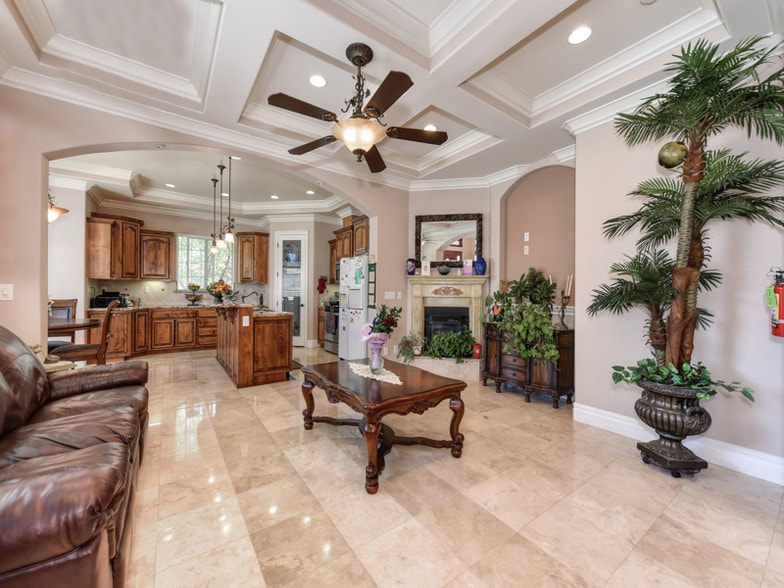 More Photos Of 6821 Lincoln Ave, Carmichael Congregate Senior Housing For Sale