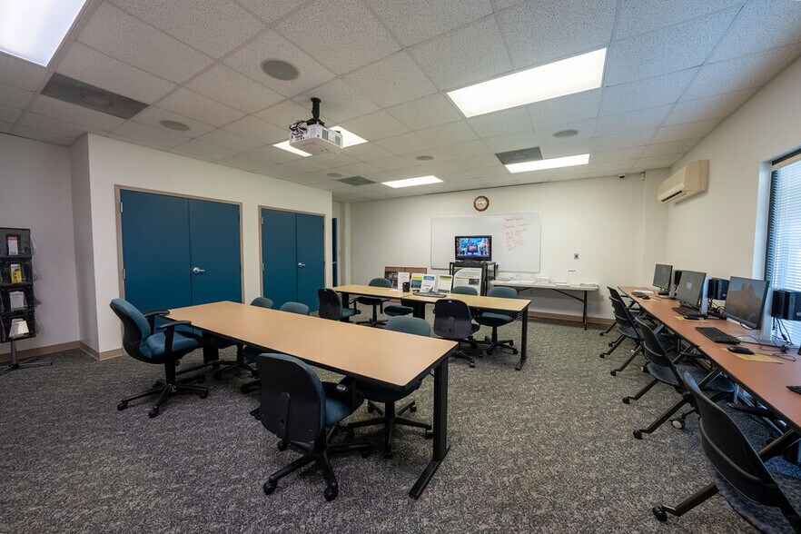More Photos Of 96 Cohen Walker Dr, Warner Robins Medical For Sale