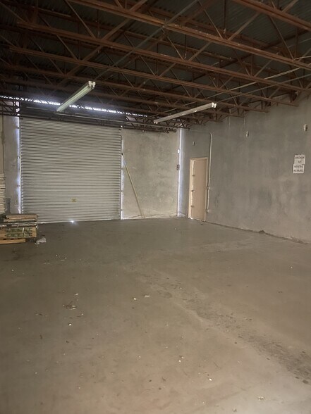 More Photos Of 10288 San Pedro Ave, San Antonio Showroom For Sale