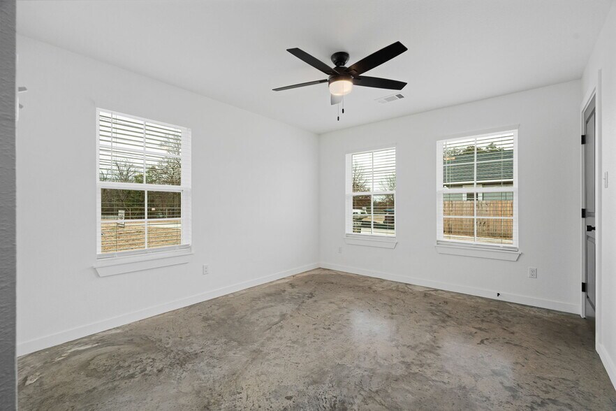 More Photos Of 5600 Spradling Ave, Fort Smith Multifamily For Sale