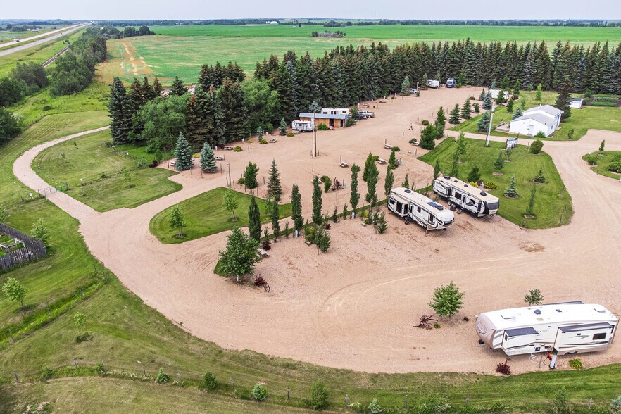 More Photos Of PT SE 10-50-2 W4, Blackfoot Trailer Camper Park For Sale