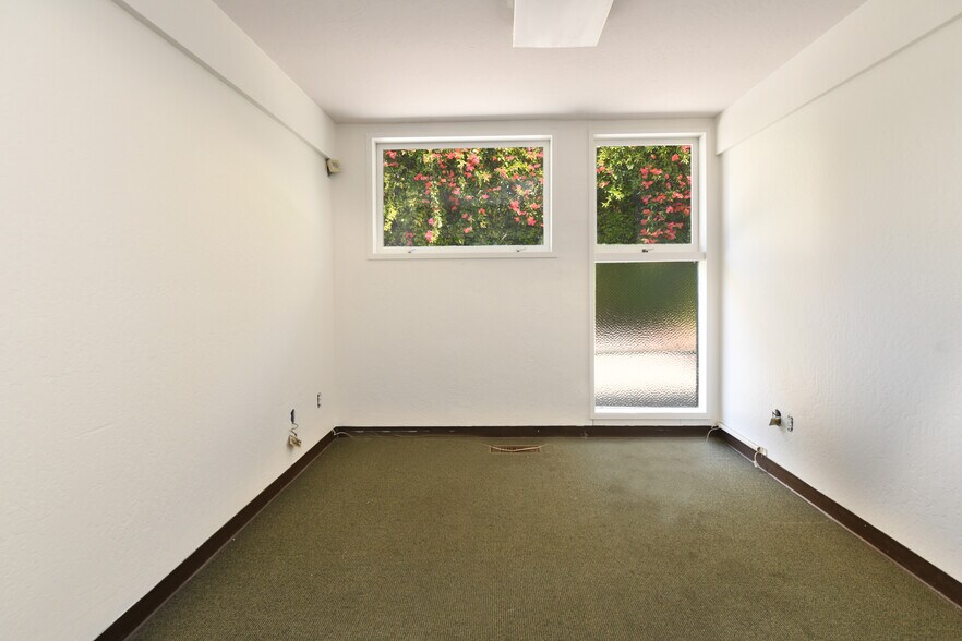 More Photos Of 2320 Channing Way, Berkeley Office For Sale