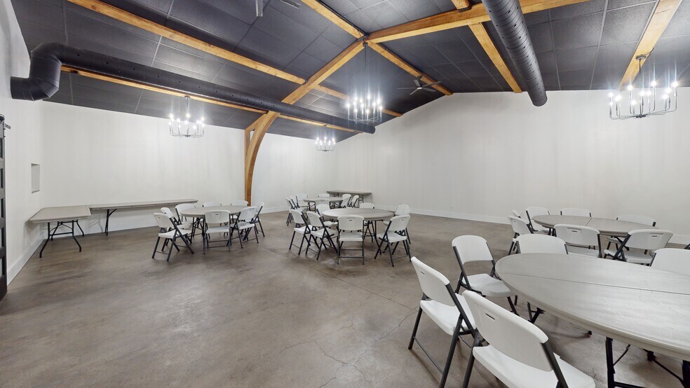 More Photos Of 312 Sycamore St, Greenville Storefront Retail Office For Sale